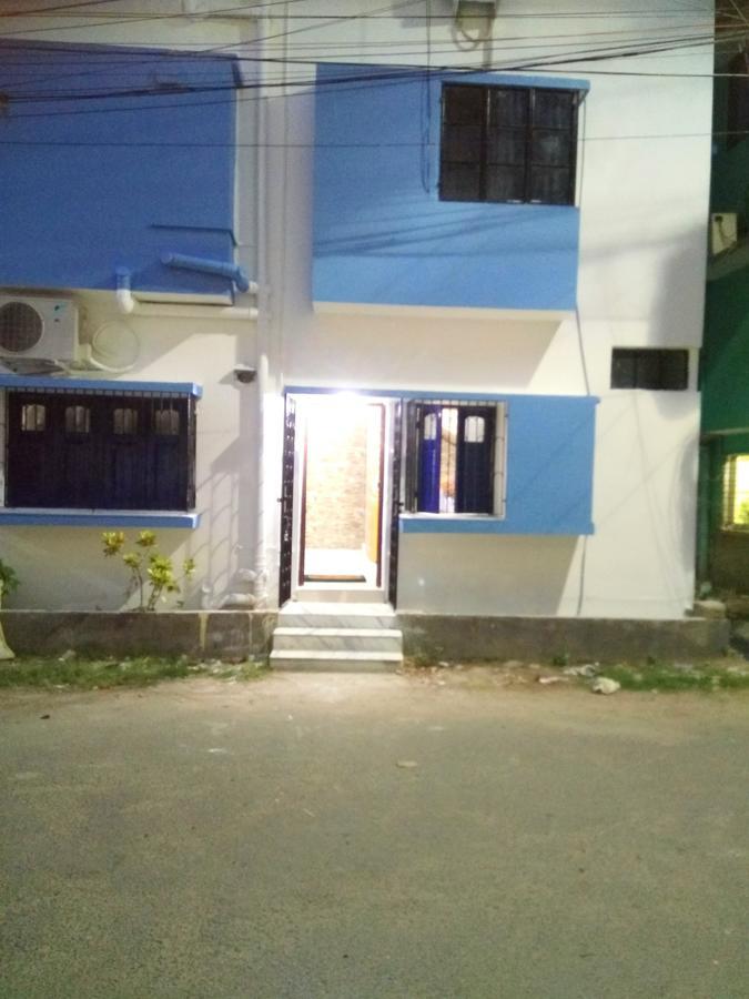 Kollolini Kolkata Bed & Breakfast Ngoại thất bức ảnh